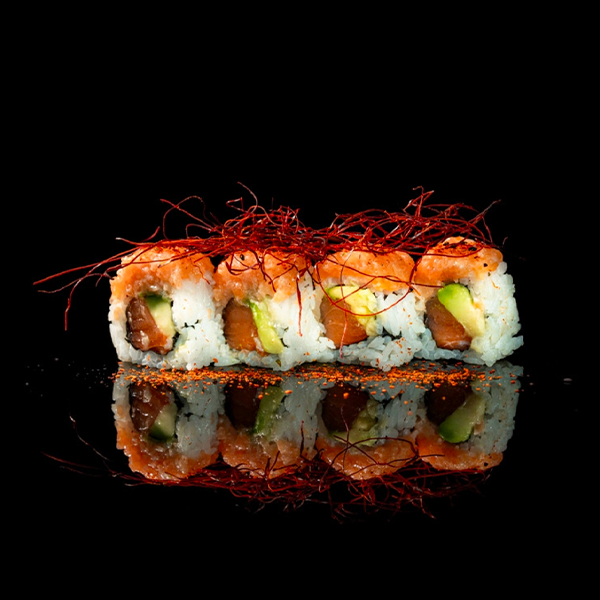 74.uramaki spicy salmon